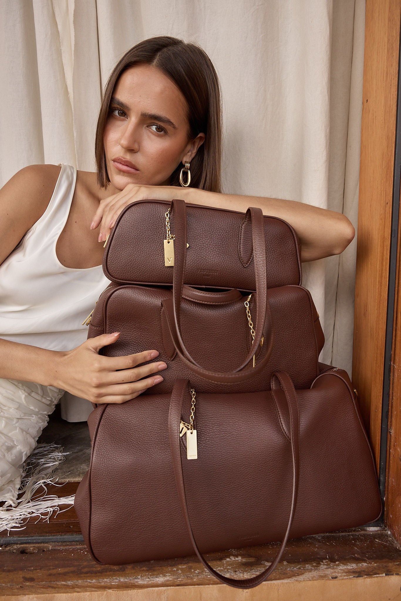 Vera Mahogany Baguette Bag