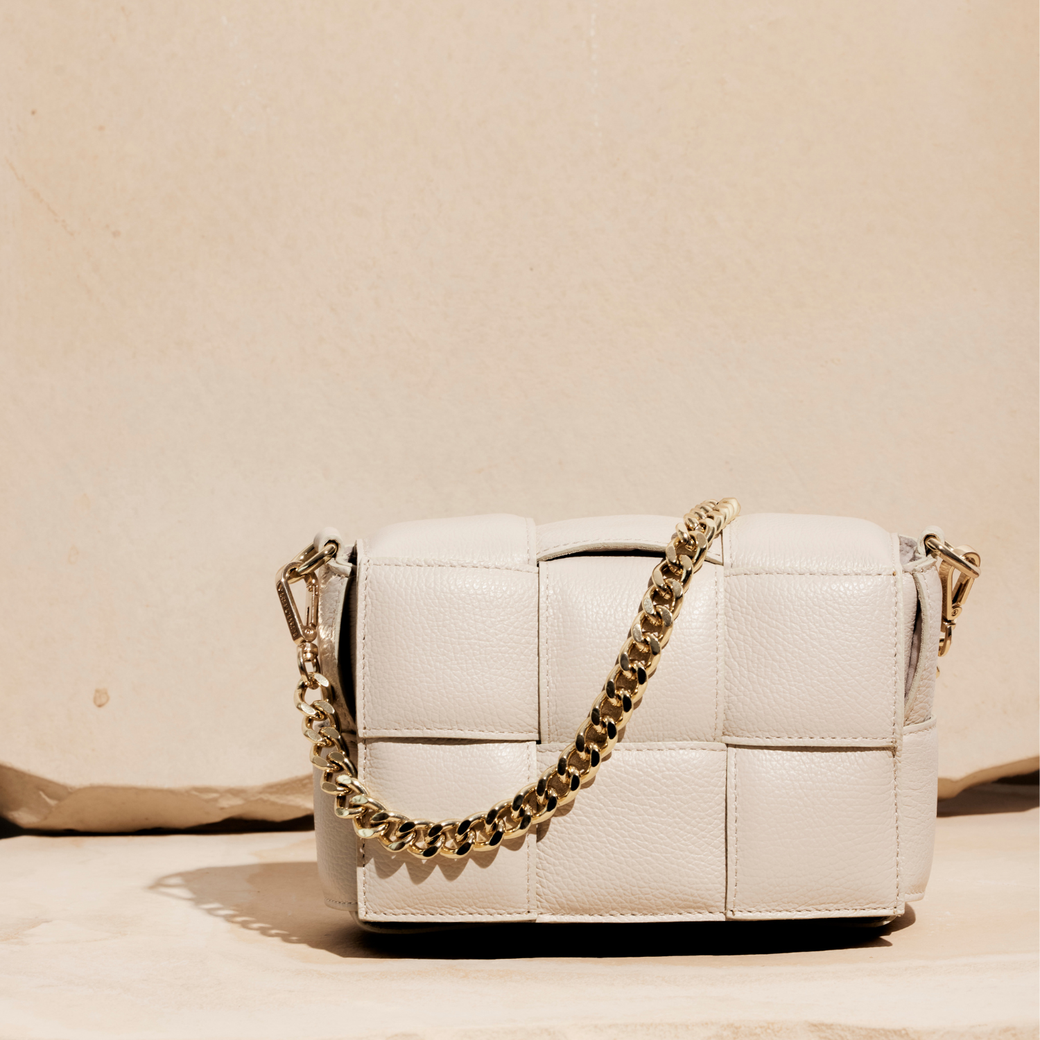 Margot Ivory Leather Woven Bag VESTIRSI