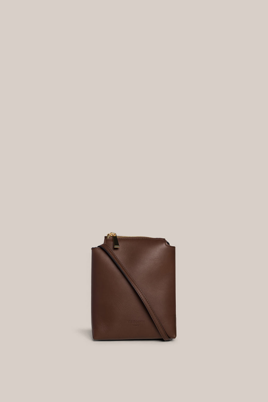 ClaraSmallChocolate-Front1.jpg
