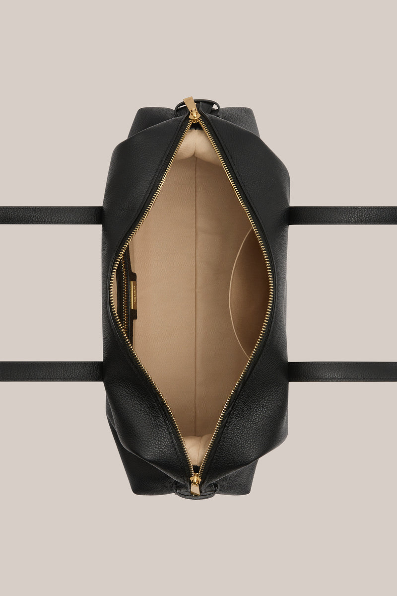Gia Leather Shoulder Bag Black